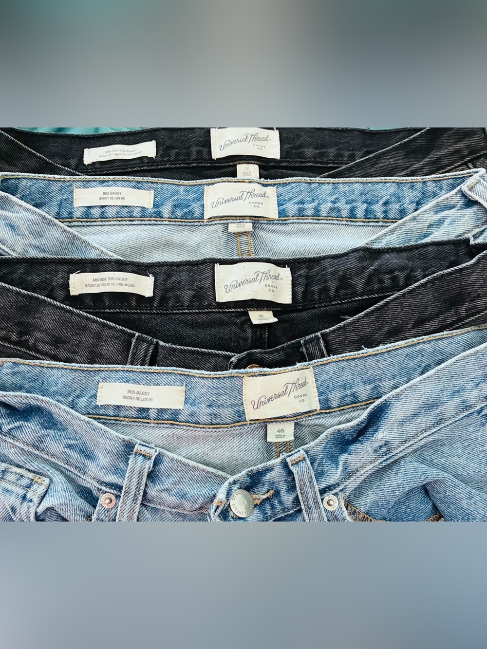 Universal Thread Baggy 90’s Jeans - Light Blue & Black (Set of 4)
